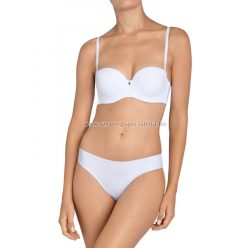 TRIUMPH BODY MAKE-UP ESSENTIALS WDP MELLTARTÓ FEHÉR